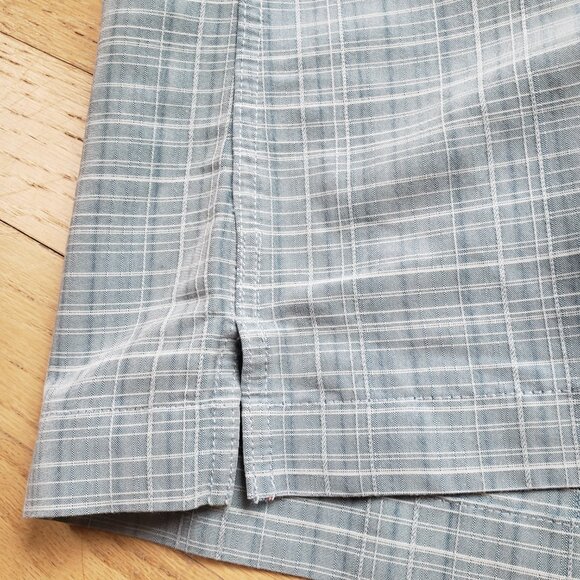 Van Heusen Men's Button-Down Short Sleeve Multitone Blue Geometric Pattern Shirt - Picture 11 of 16